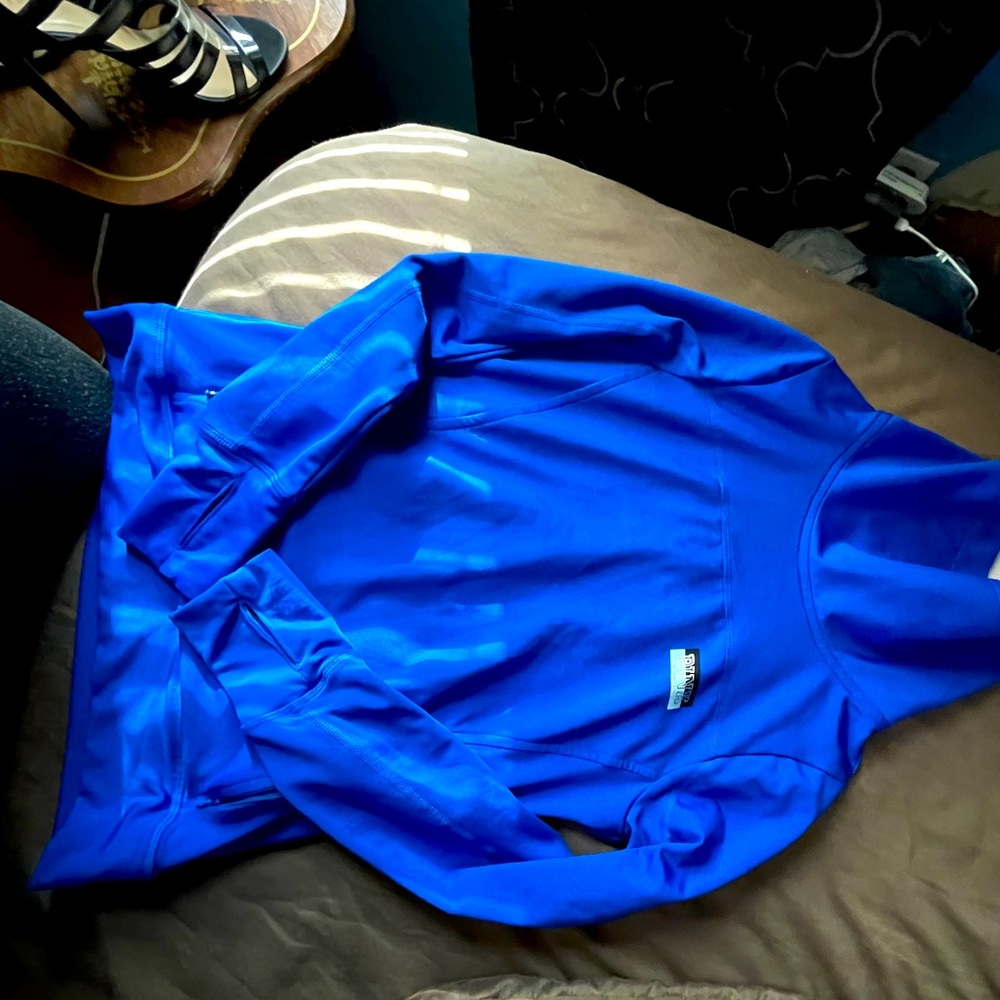Long sleeve dry fit vs pink shirt